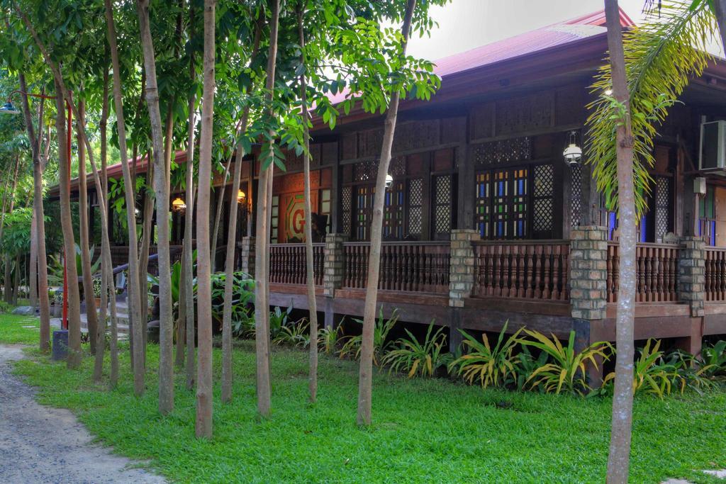 Grand Octagon Resort Laoag Exterior foto